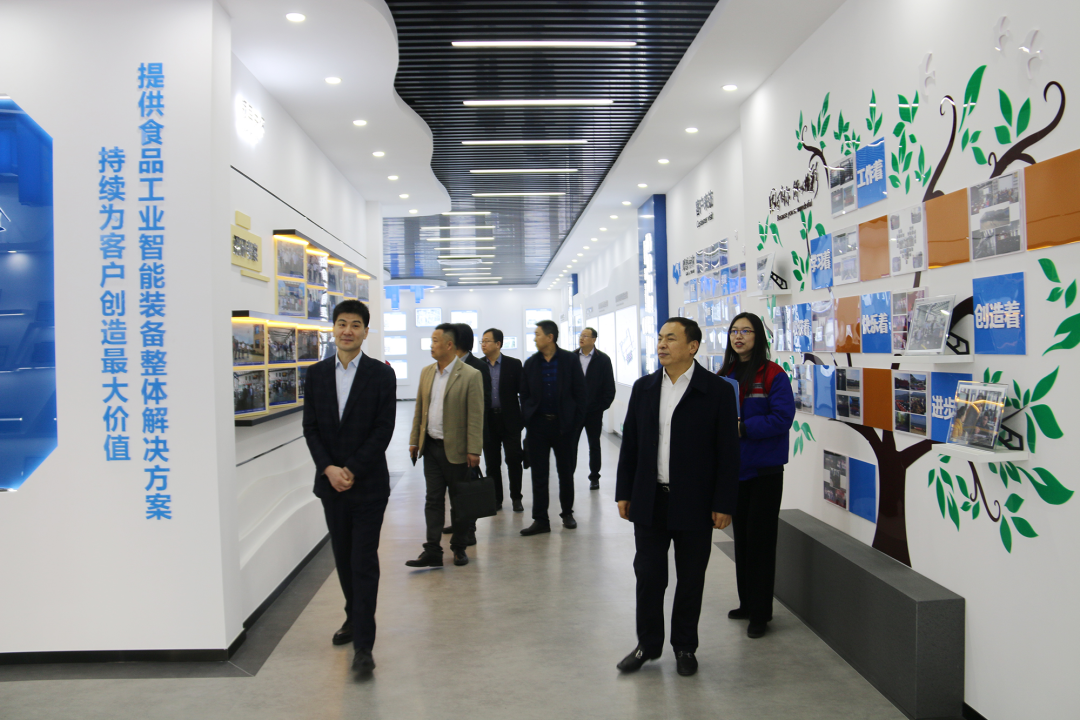 山東理工大學(xué)黨委常委、副校長陳靖一行蒞臨銳智開展走訪調(diào)研活動(dòng)